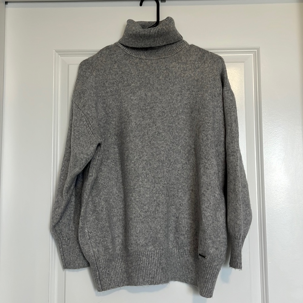 Oversized Calvin Klein sweater